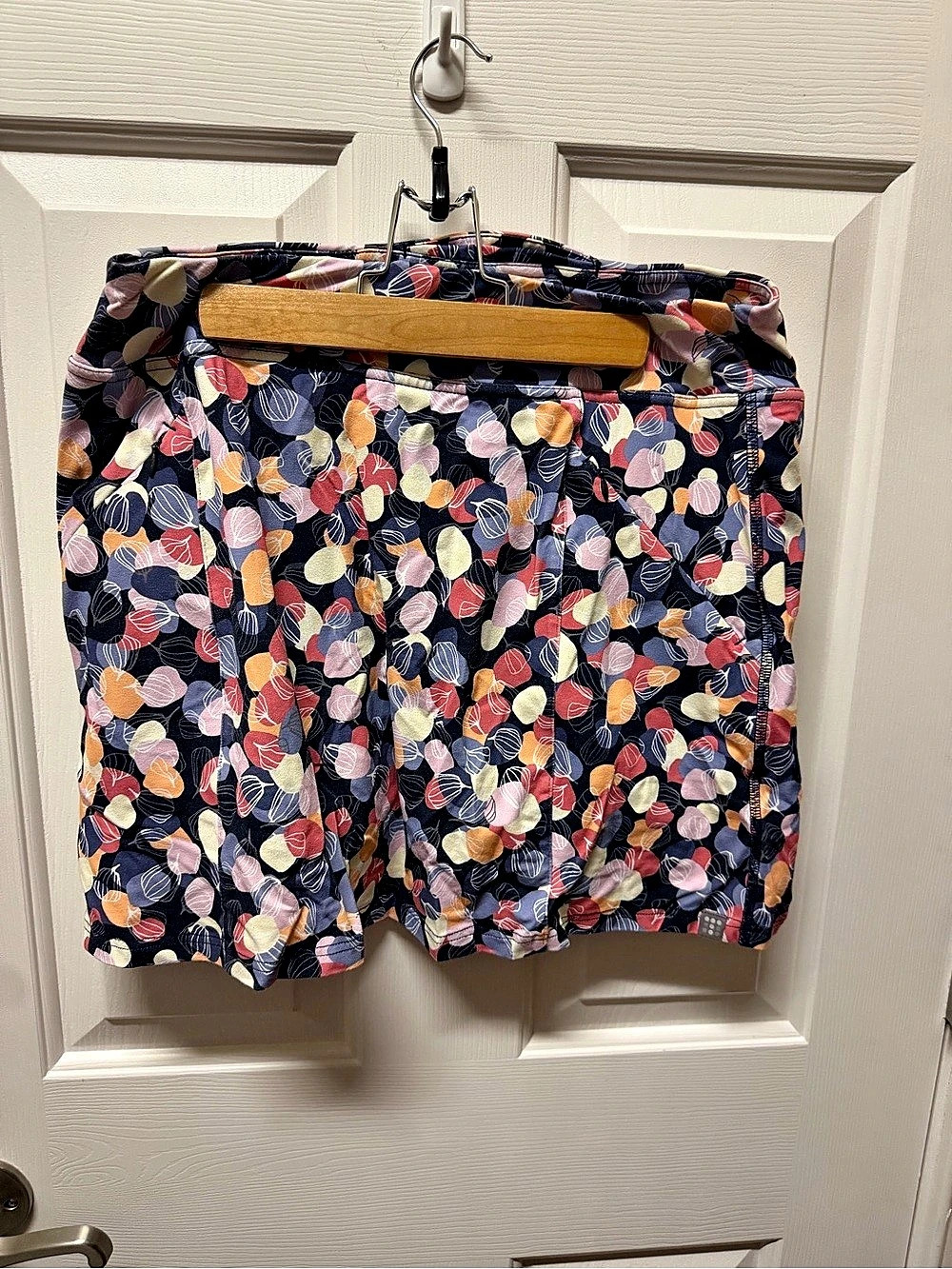 title nine Floral High Waist Skort in Blue & Pink Size Medium Like New